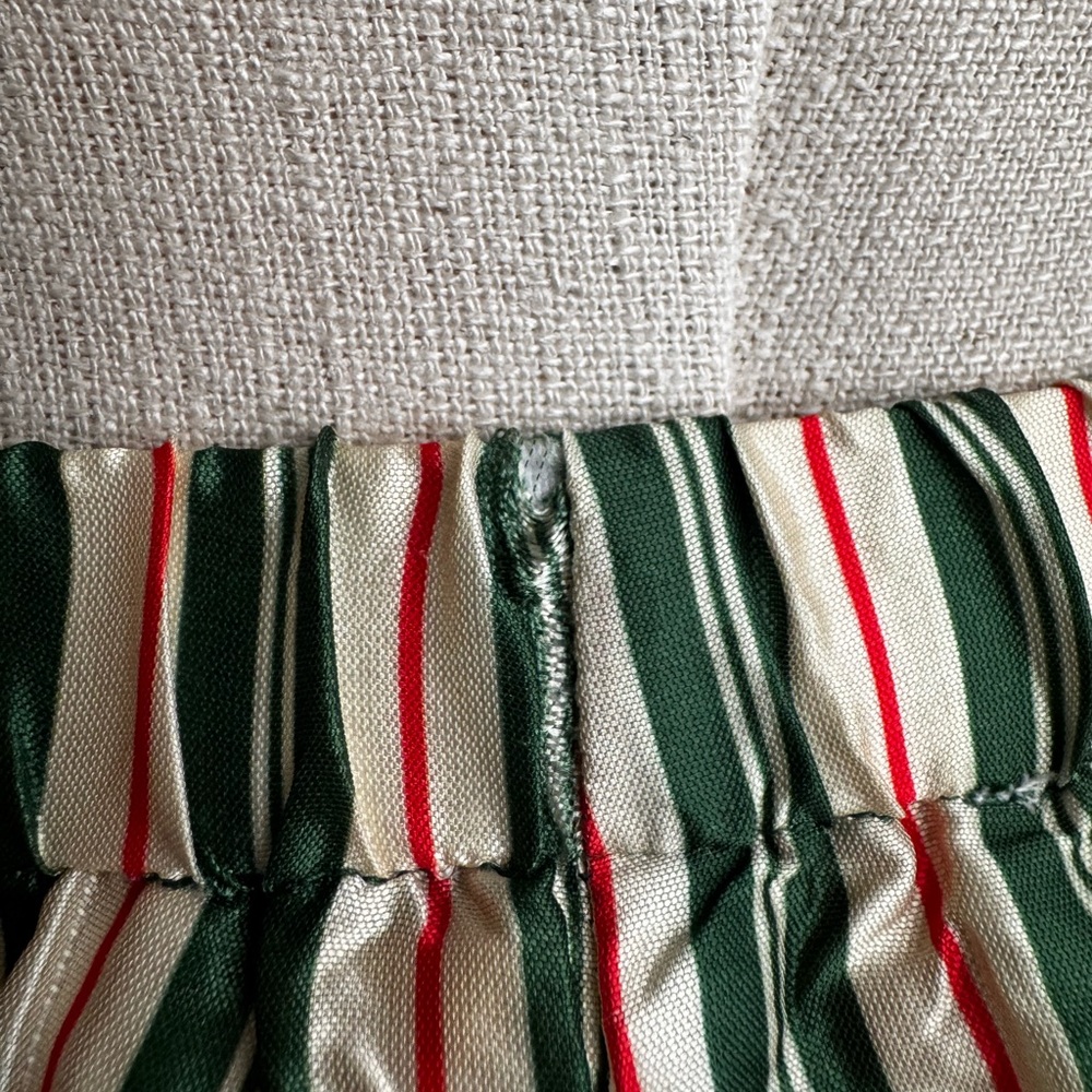 Striped Sleeveless Jumpsuit - Picture 14 of 15
